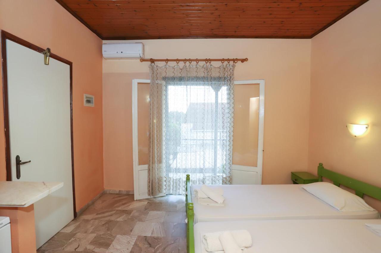 Cosy Budget Rooms To Rent In Ipsos Corfu Exterior foto